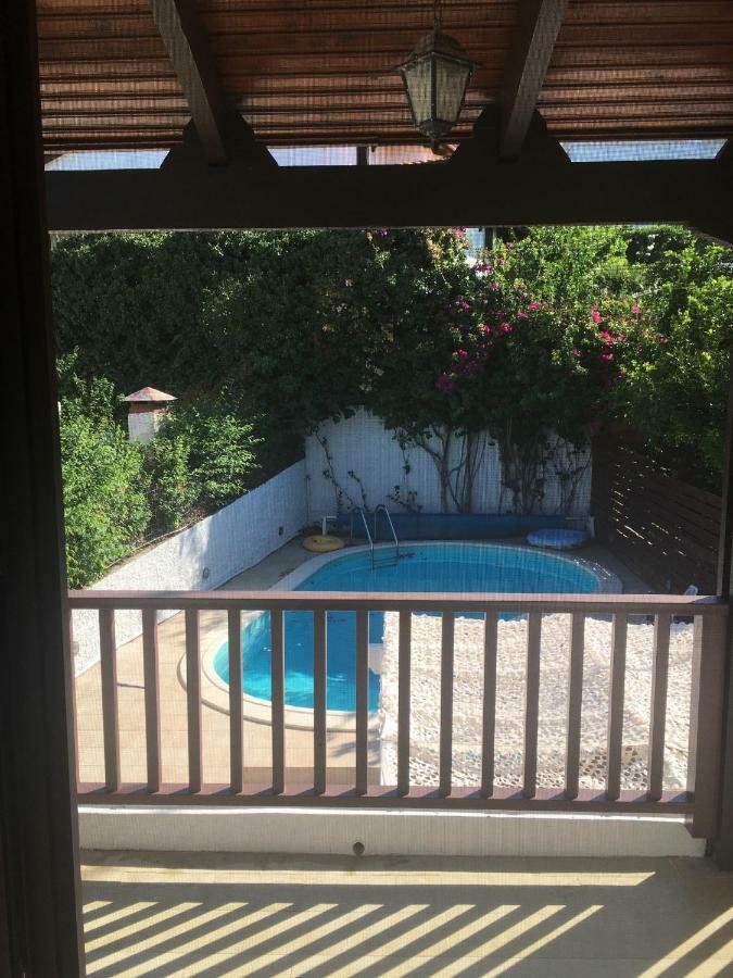 Villa Christina With Private Pool In Saronida, Near Stunning Beaches, Athens Airport & Sounio Exterior photo